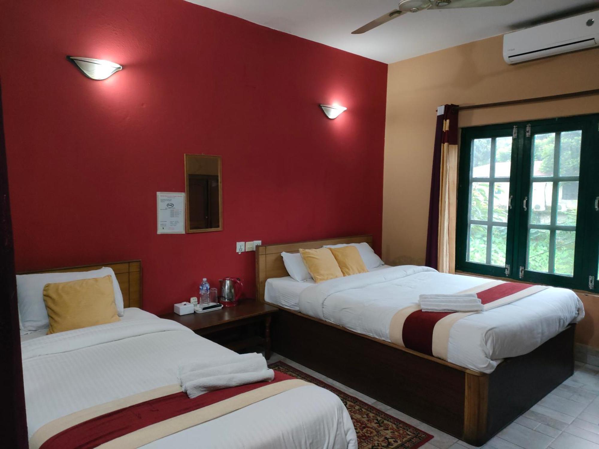 Wild Horizons Guest House Саураха Екстериор снимка