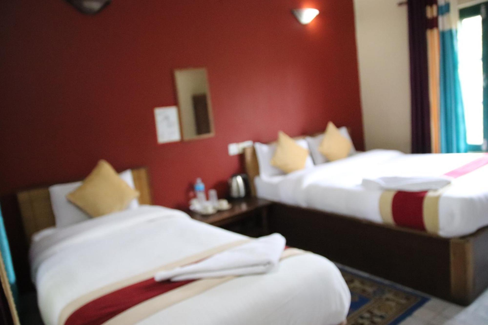 Wild Horizons Guest House Саураха Екстериор снимка