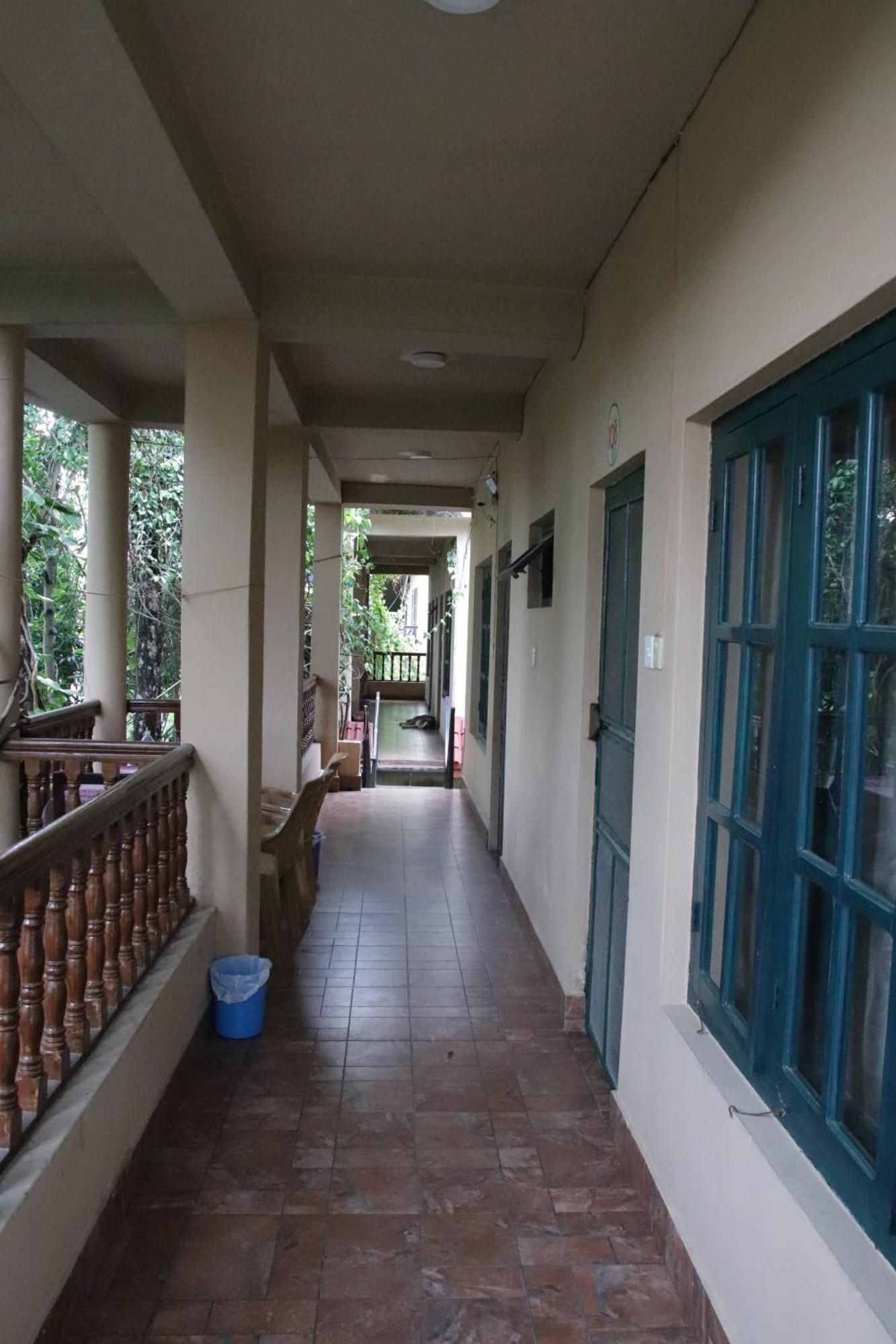 Wild Horizons Guest House Саураха Екстериор снимка